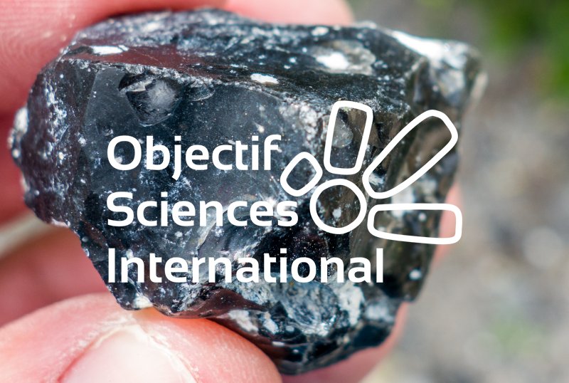 Obsidienne avec inclusions
