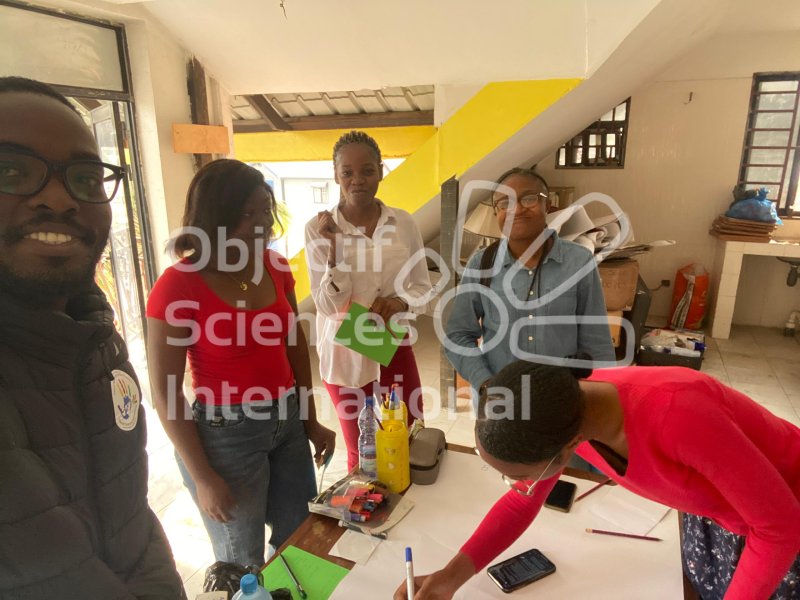 Keywords: Congo,RDC,Equipe,Réunion,Groupe,Educateur,Educatrice,Educateurs scientifiques