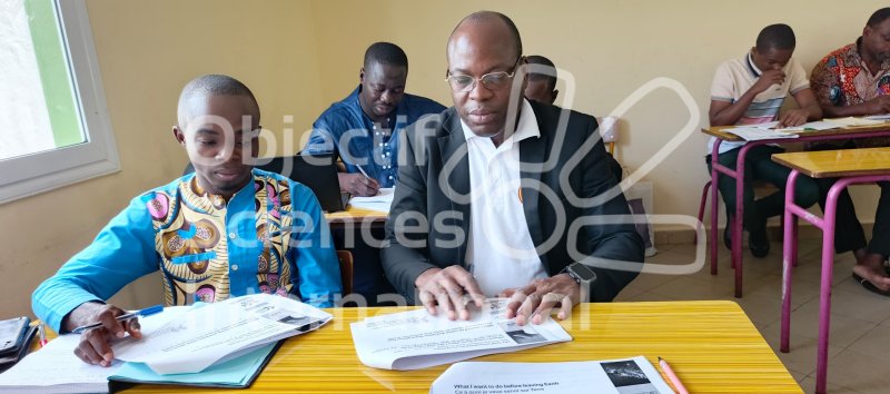 Keywords: Côte d&#039;Ivoire,Ivoiry,Afrique,Africa,Formation,ST1,Step 1,Step One,Formation st1,Pédagogie de projet,Formation pédagogique,Groupe local,Groupe