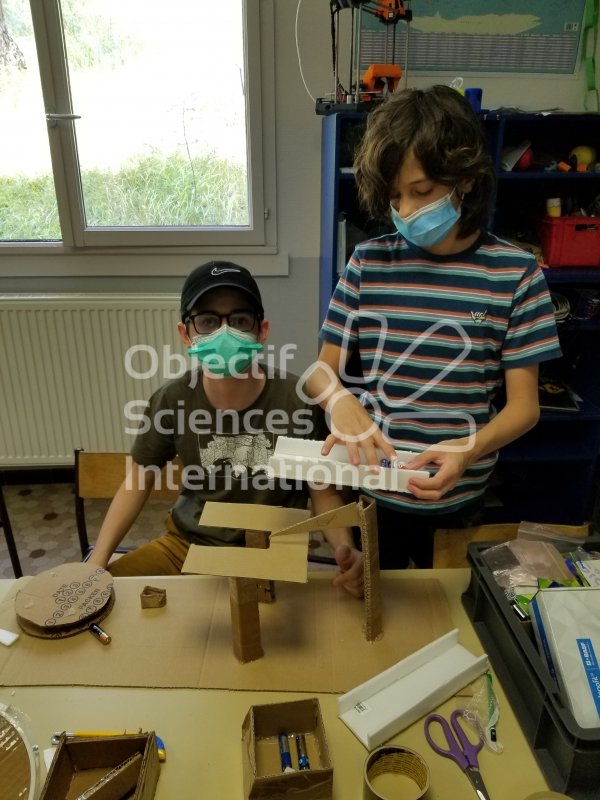 On construit la structure de nos protos!
