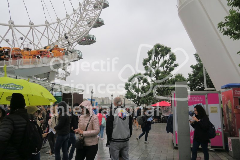 Au pied du London Eye
Keywords: Londres,London,Tourisme,Tourism