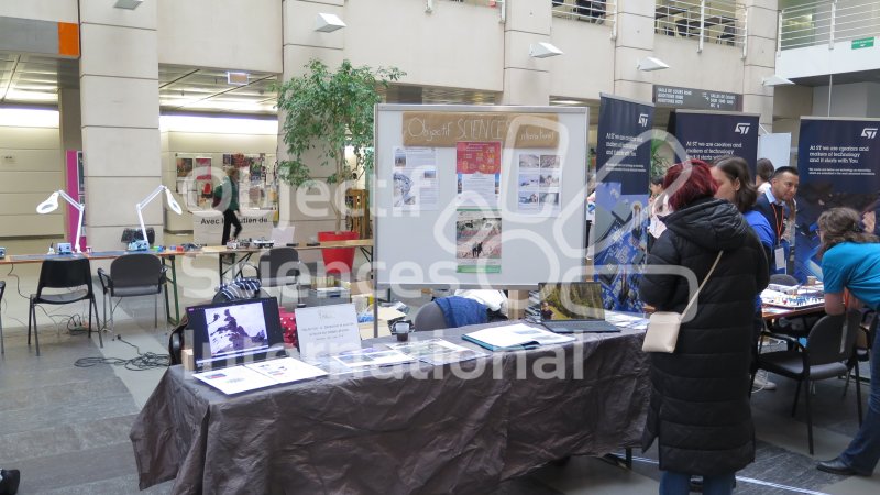 IMG_1602
Stand OSI
Keywords: Salon,Elargis tes Horizons,filles,sciences,Panthera,IA,reconnaissances photos,ateliers