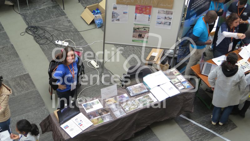 IMG_1623
Stand Panthera vu de haut
Keywords: Salon,Elargis tes Horizons,filles,sciences,Panthera,IA,reconnaissances photos,ateliers